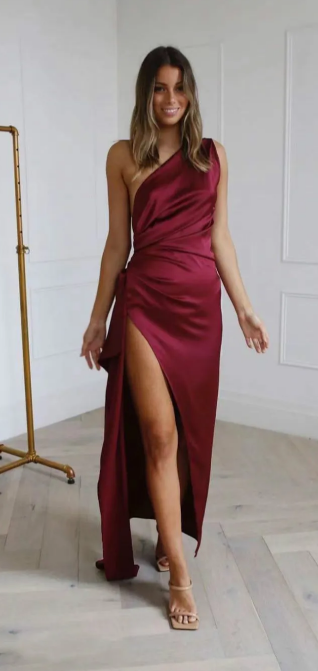 The Lavelle™ | Backless Dinner Long