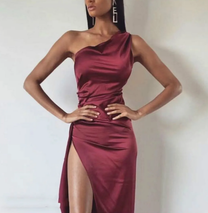 The Lavelle™ | Backless Dinner Long