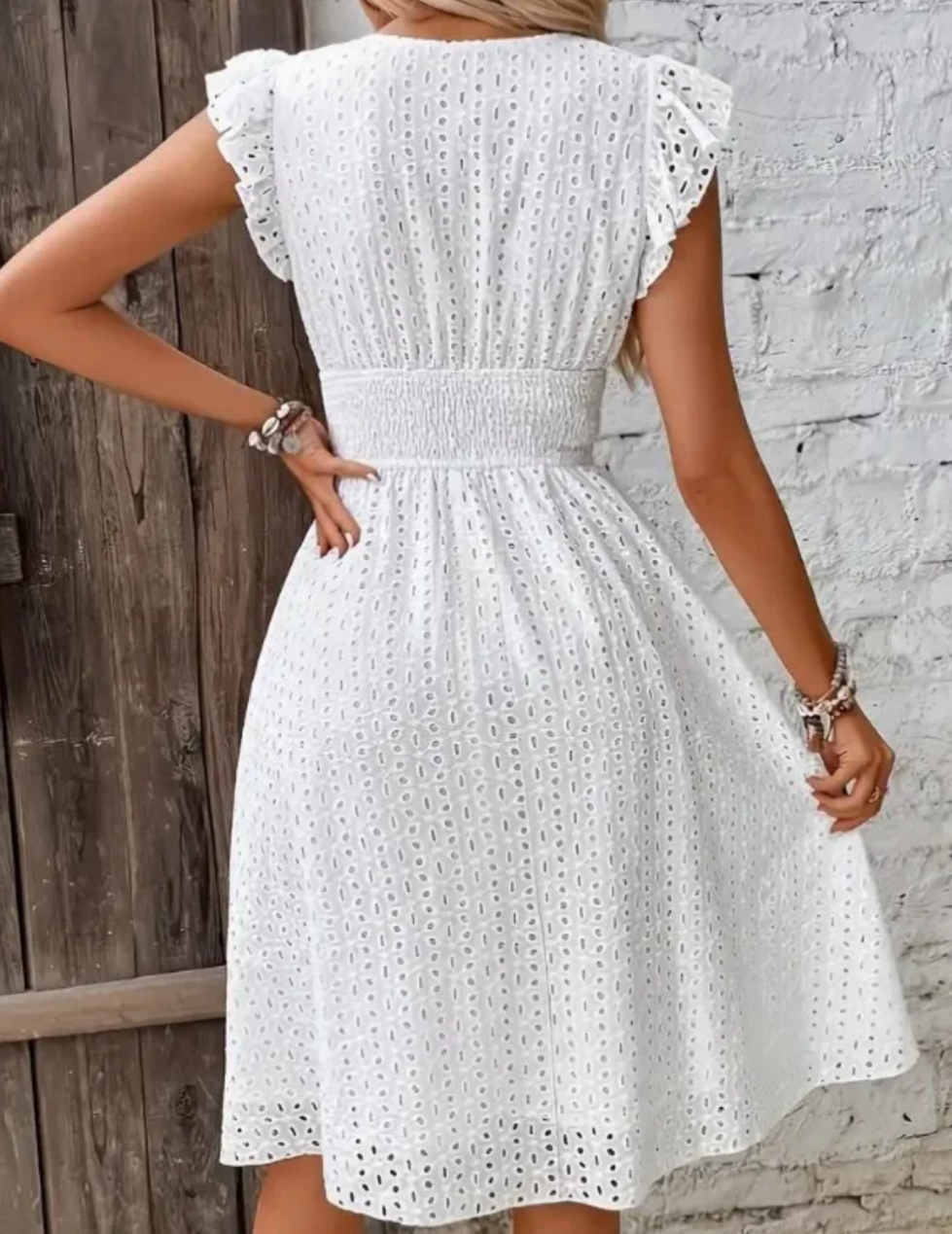 The Sylara™ | Feminine Charm in Motion