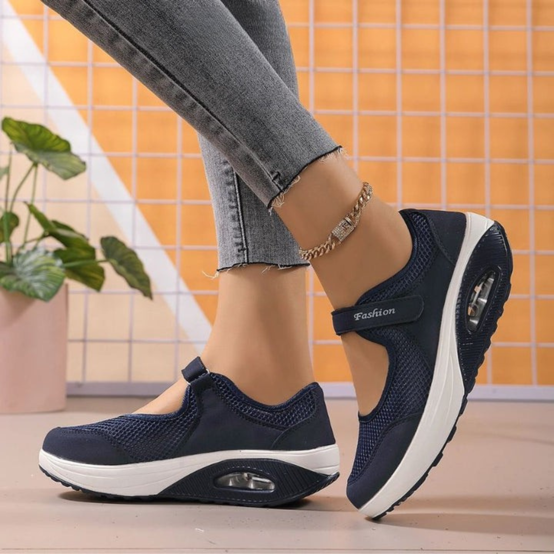 UV Noa™ | Versatile Non-Slip Shoes