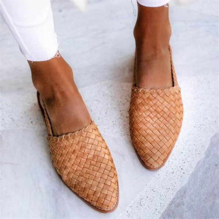 UV Evella™ – Stylish Woven Slingback Flats