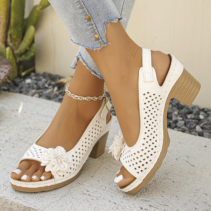 The Tavora™ | Graceful & Slightly Classic