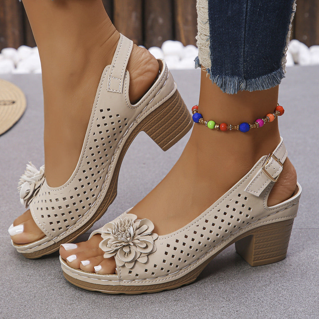 The Tavora™ | Graceful & Slightly Classic
