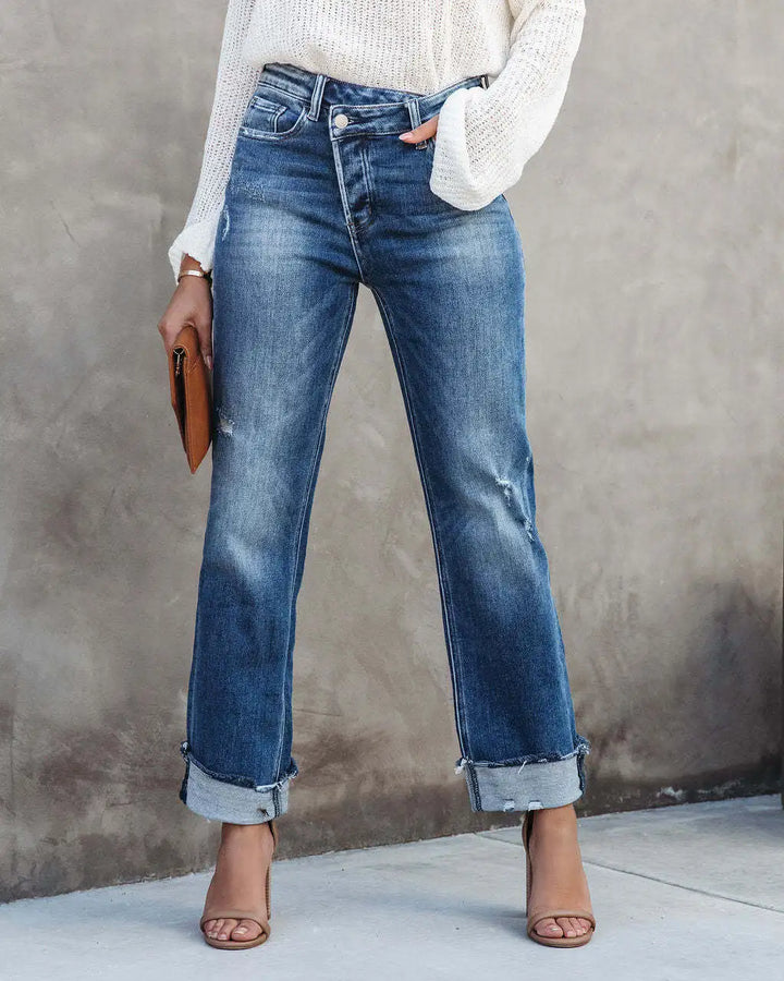 The Clara™ | Straight Leg Jeans