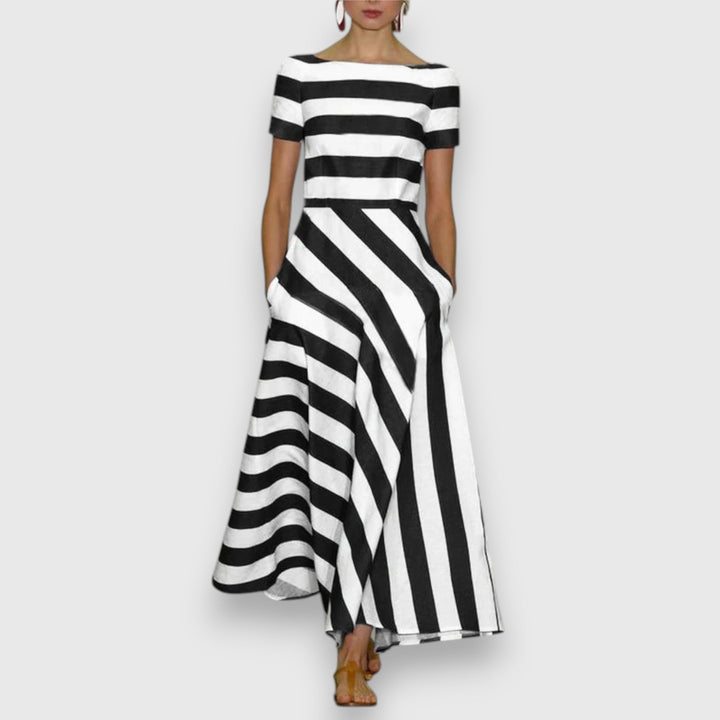The Verith™ | Romantic and smooth Dress