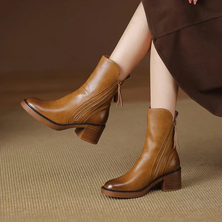 Cora™ | Ankle Boots in Leather with Zipper