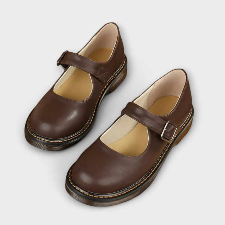 The Brivelle™ | Classic Chic Step