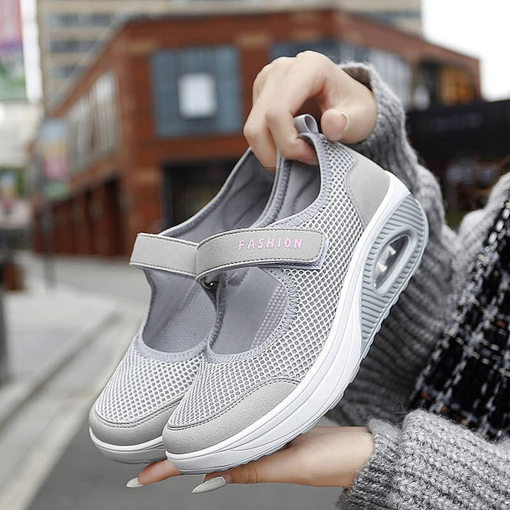 UV Noa™ | Versatile Non-Slip Shoes