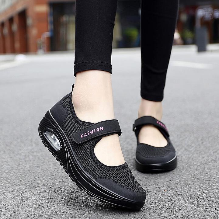 UV Noa™ | Versatile Non-Slip Shoes