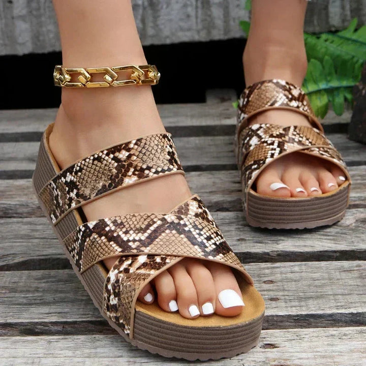 UV Zarela™ | Cork Platform Slippers
